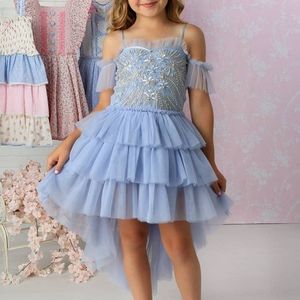 Ooh! La, La! Couture Chloe hi low